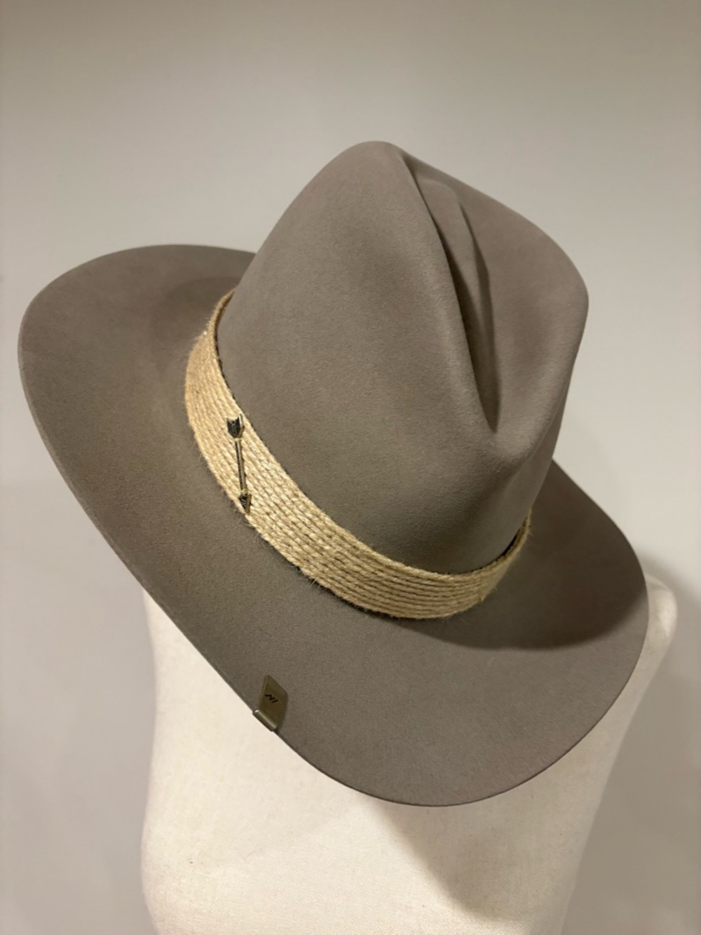 Nick Fouquet natural beaver felt cowboy hat with  Rope Band and Crystal Accent
